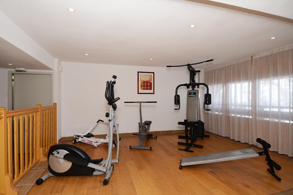 Residence Odalys Le Pelvoux ลาปลาญ ภายนอก รูปภาพ